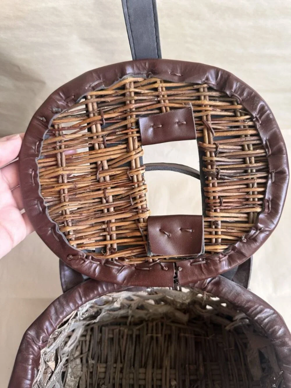 Vintage Fishing Basket Creel Rustic Cabin Decor Cottage Lake Americana Rustic
